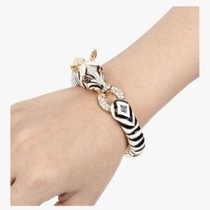 Elegant Zebra-Inspired Black and Gold Bracelet